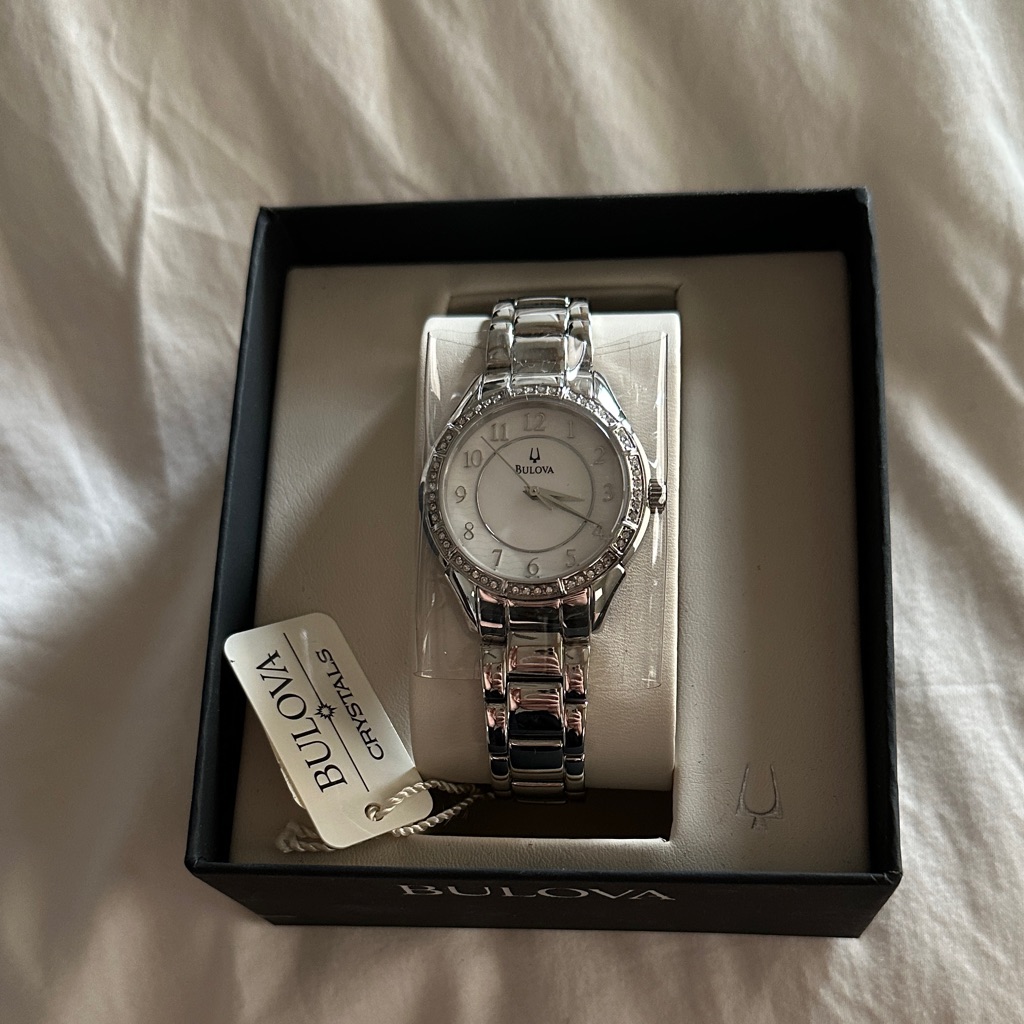 Bulova Silver Timepiece With Crystal Details Bulova Silver Timepiece With Crystal Details